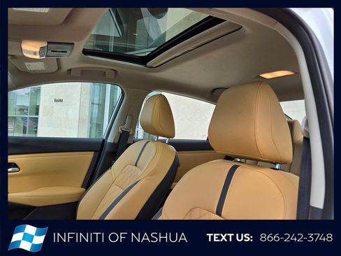 Used 2023 Nissan Sentra SV w/ SV Premium Package FWD image 6