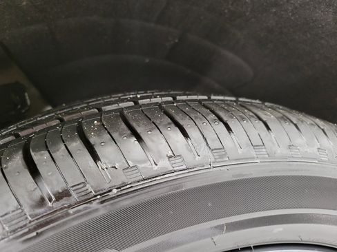 Used 2022 Chevrolet Equinox RS w/ RS Leather Package image 4