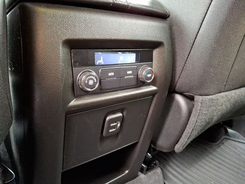 Certified 2023 Chevrolet Traverse LT image 13