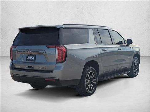 Used 2023 GMC Yukon XL AT4 image 5