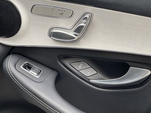 Certified 2022 Mercedes-Benz GLC 300 image 17