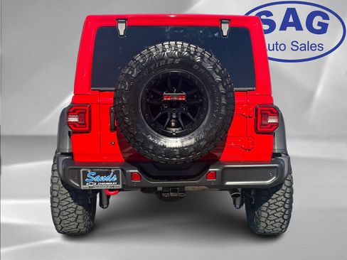 Used 2025 Jeep Wrangler Unlimited Rubicon image 6