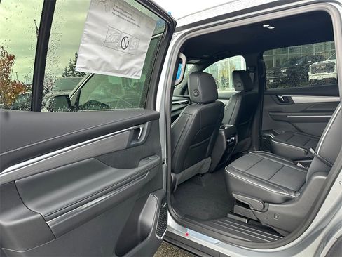 New 2026 Buick Enclave Preferred w/ Power Package image 16