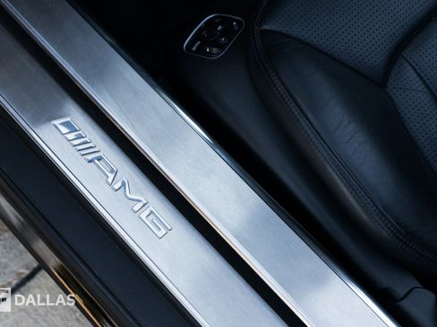 Used 2012 Mercedes-Benz SL 63 AMG image 21
