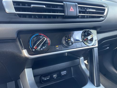 Used 2023 Kia Seltos LX image 22