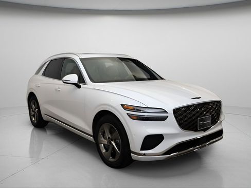 Certified 2026 Genesis GV70 2.5T Advanced AWD/4WD image 1