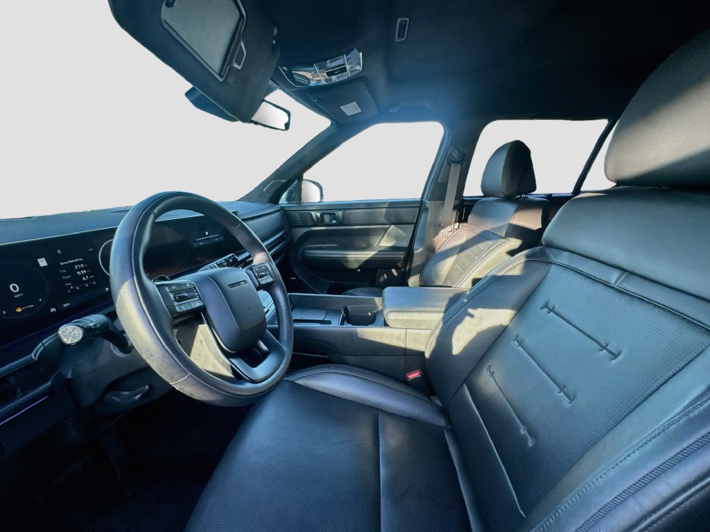 Used 2024 Hyundai Santa Fe Calligraphy FWD image 22