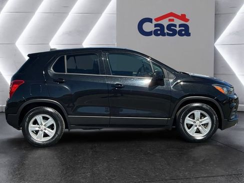 Used 2020 Chevrolet Trax LS w/ Tint and Cruise Package image 12