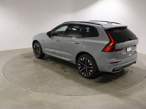 New 2026 Volvo XC60 T8 Ultra w/ Protection Package Premier AWD/4WD image 4