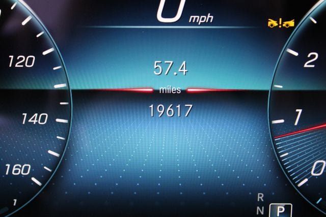 Used 2023 Mercedes-Benz E 450 Coupe image 7