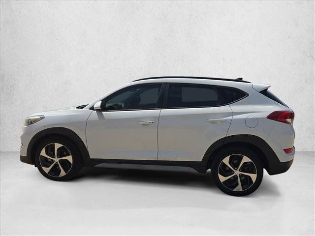 Used 2018 Hyundai Tucson Value FWD image 9
