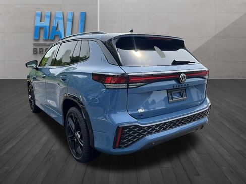 Certified 2026 Volkswagen Tiguan SE R-Line AWD/4WD image 4