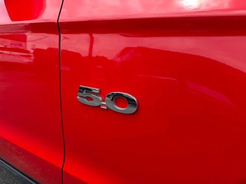 Used 2011 Ford Mustang GT RWD image 10