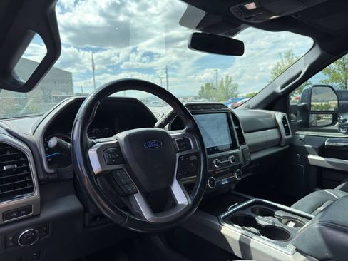 Used 2022 Ford F250 Platinum AWD/4WD image 9