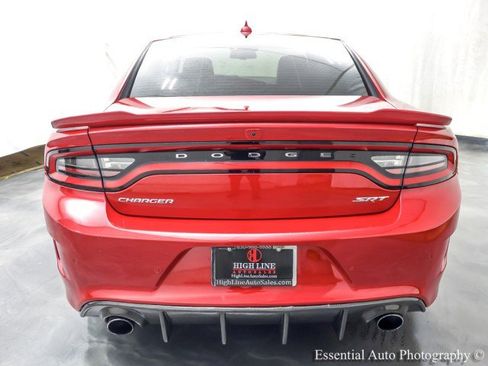 Used 2016 Dodge Charger SRT Hellcat w/ Harman/Kardon Audio Group RWD image 7