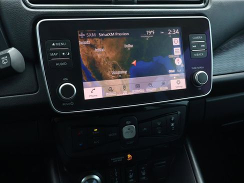 Used 2022 Nissan Leaf SV image 26