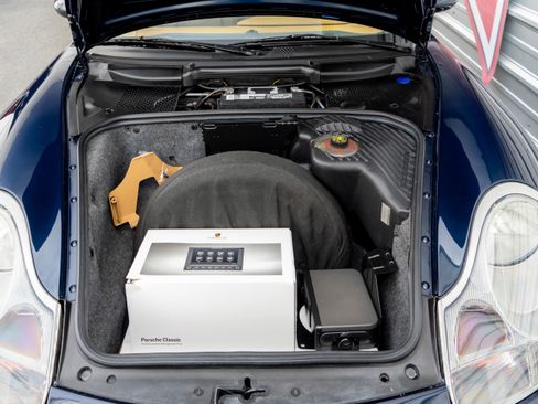 Used 1999 Porsche 911 Carrera 4 image 28