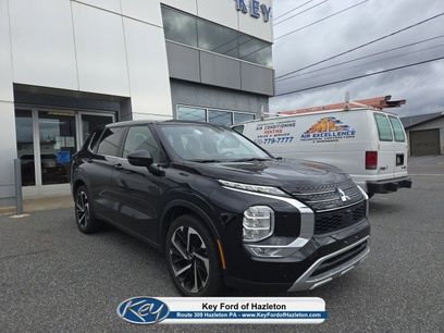 Used 2024 Mitsubishi Outlander SE