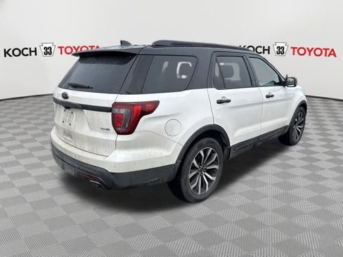 Used 2017 Ford Explorer Sport w/ Equipment Group 401A image 8