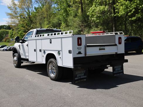 Certified 2022 Ford F550 4x4 Regular Cab Super Duty w/ Power Equipment Group image 4