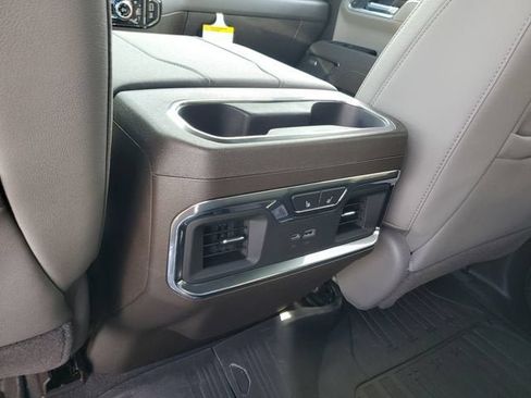 New 2026 GMC Sierra 1500 SLT w/ SLT Premium Plus Package AWD/4WD image 18