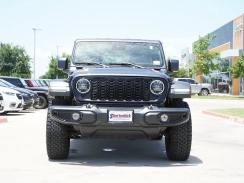 Used 2024 Jeep Wrangler Unlimited Sport AWD/4WD image 2