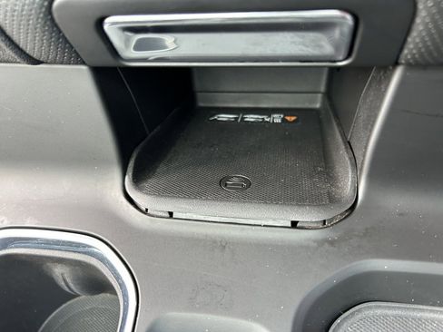 Used 2022 GMC Sierra 1500 SLT w/ SLT Premium Plus Package image 37