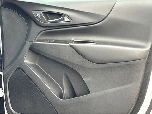 Certified 2024 Chevrolet Equinox LT image 14