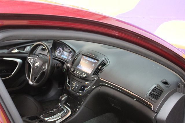 Used 2017 Buick Regal Premium FWD image 12
