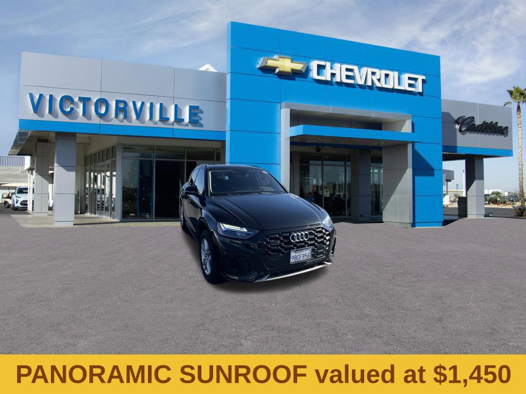 Used 2022 Audi Q5 2.0T Premium w/ Convenience Package AWD/4WD image 3