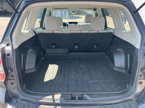 Used 2015 Subaru Forester 2.5i w/ Alloy Wheel Package AWD/4WD image 14