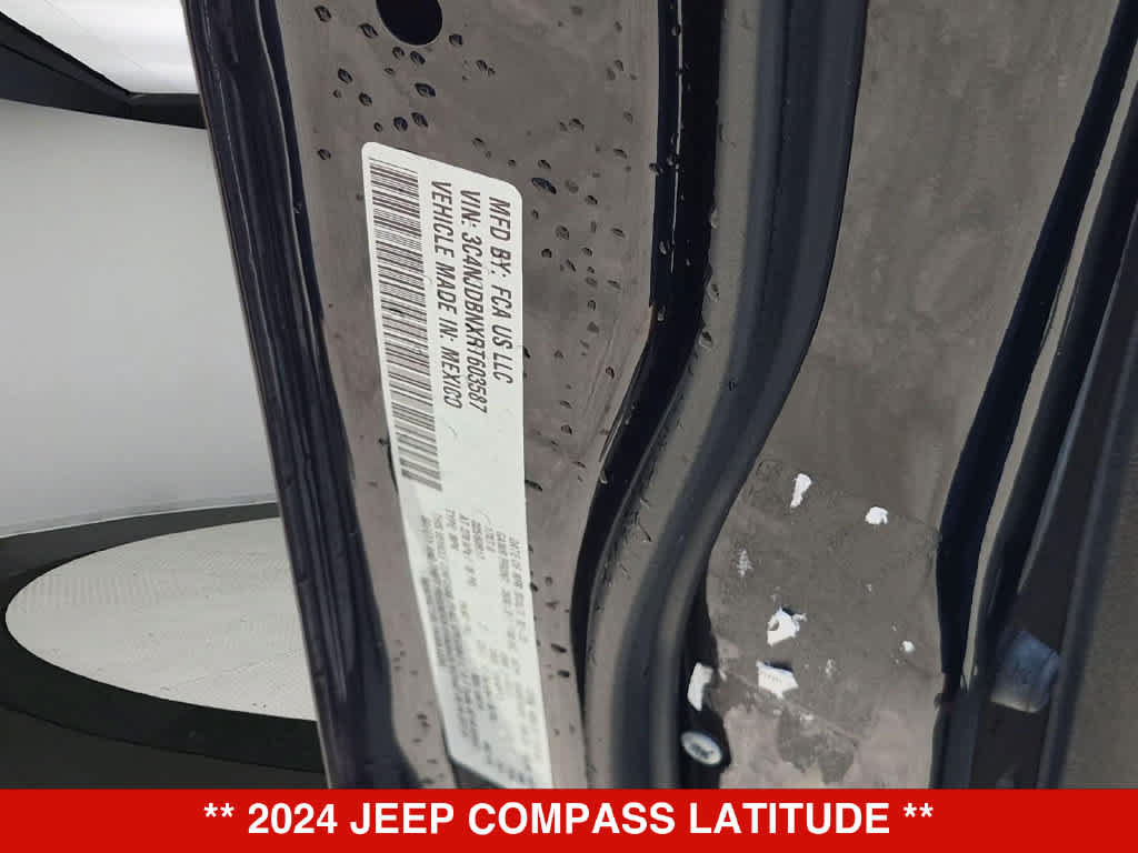 Used 2024 Jeep Compass Latitude AWD/4WD image 33