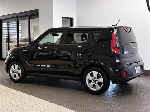 Used 2017 Kia Soul image 4
