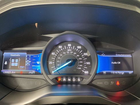 Used 2023 Ford Edge SEL w/ Convenience Package AWD/4WD image 2