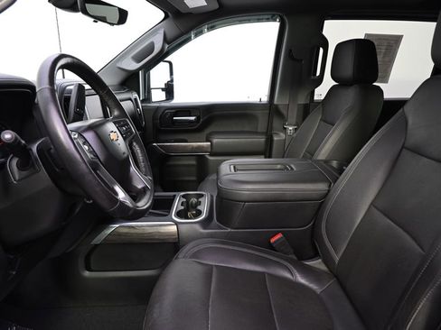 Used 2020 Chevrolet Silverado 3500 LTZ w/ LTZ Premium Package AWD/4WD image 13