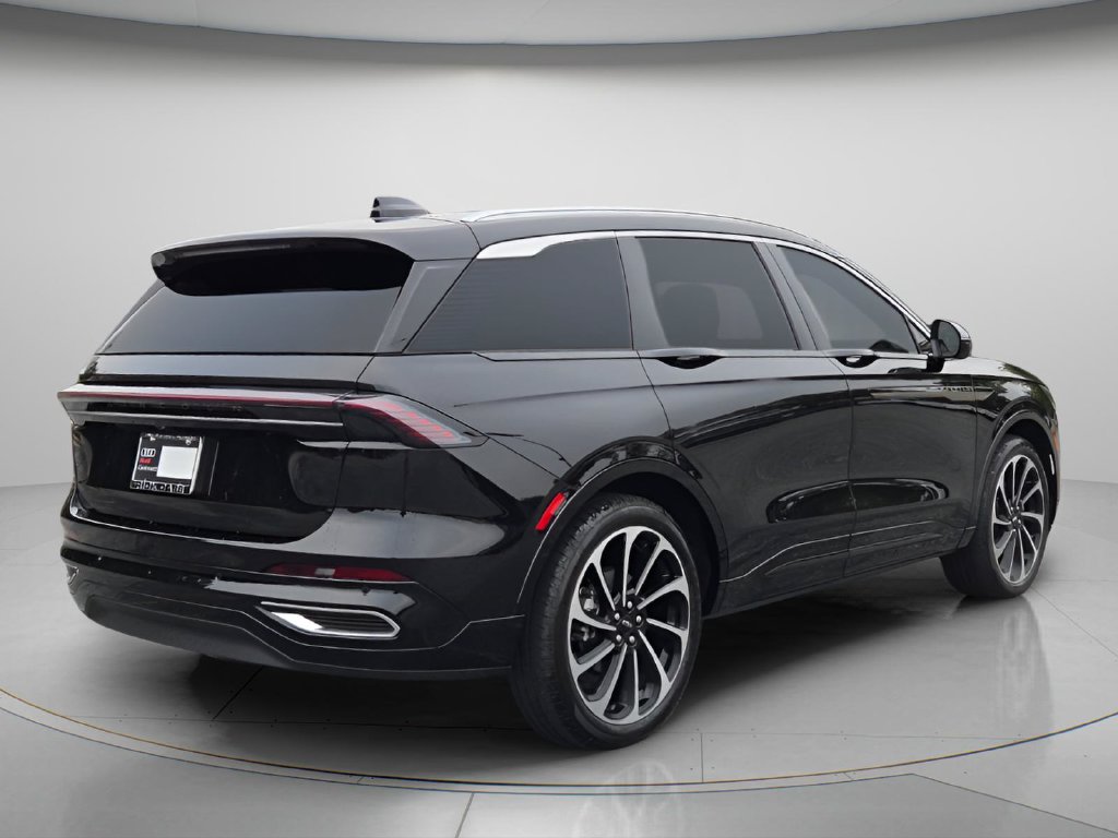 Used 2025 Lincoln Nautilus Black Label AWD/4WD image 7