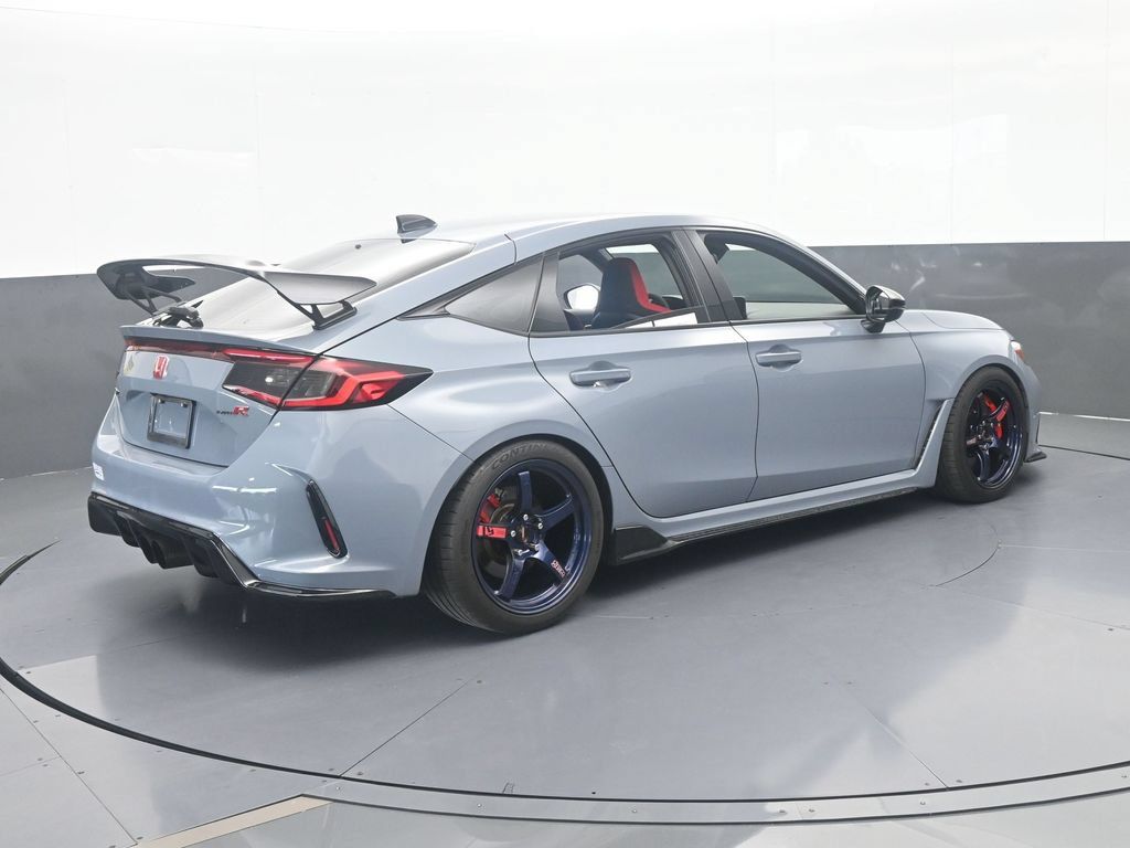 Used 2025 Honda Civic Type R image 6