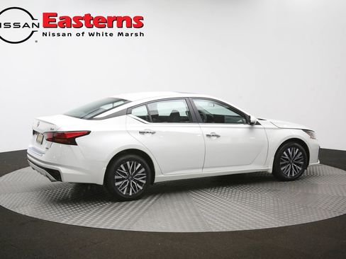 Used 2023 Nissan Altima 2.5 SV w/ SV Premium Package AWD/4WD image 43