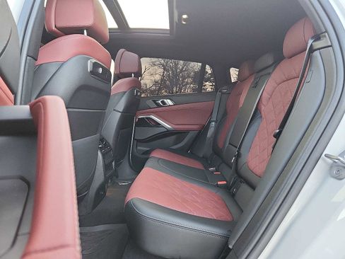 Certified 2024 BMW X6 xDrive40i w/ Premium Package image 10