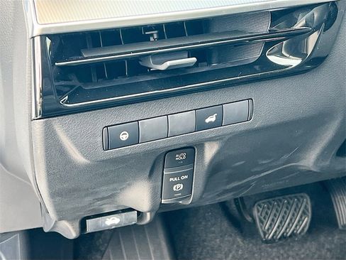 New 2026 Nissan Murano SL image 10