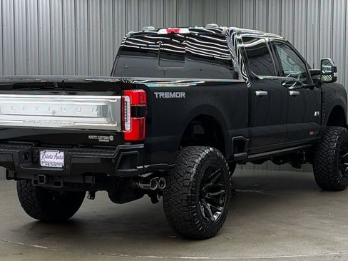 Used 2026 Ford F250 Platinum w/ Platinum Plus Package AWD/4WD image 5