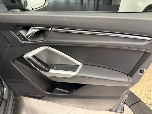 Used 2020 Audi Q3 2.0T Premium Plus w/ Premium Plus Package image 28