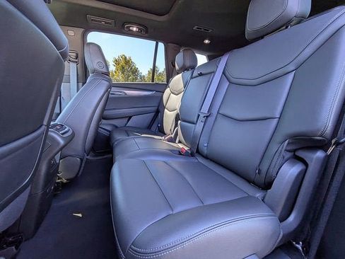 New 2025 Cadillac XT6 Luxury image 14