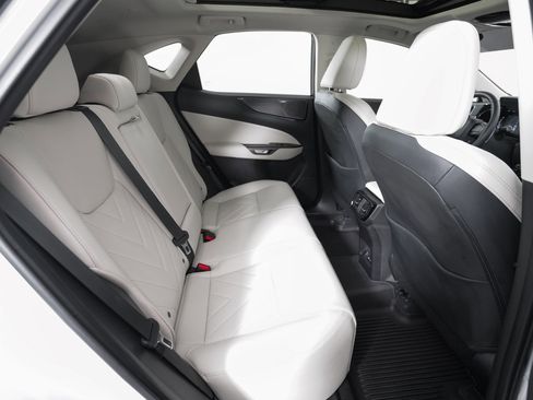 Certified 2025 Lexus NX 350 AWD w/ Luxury Package image 18