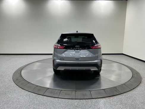Certified 2022 Ford Edge SEL w/ Convenience Package AWD/4WD image 8
