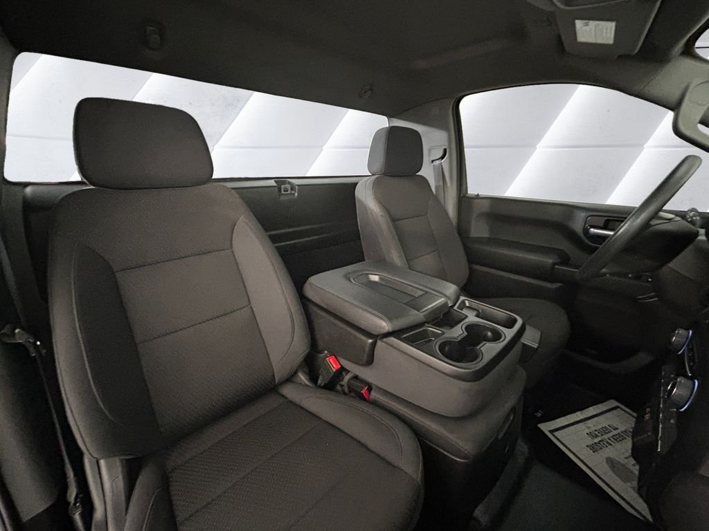 Used 2025 Chevrolet Silverado 1500 W/T RWD image 16