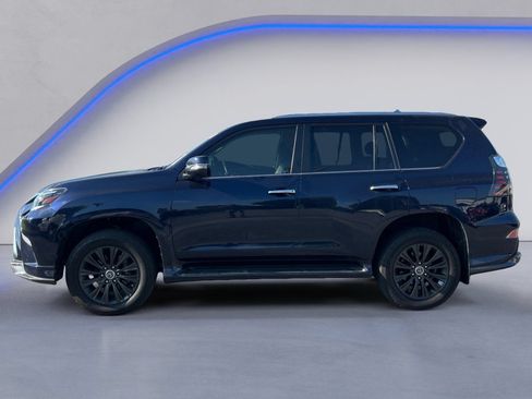 Used 2023 Lexus GX 460 Premium w/ Accessory Package AWD/4WD image 3