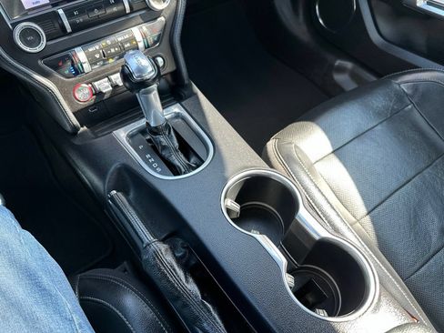 Used 2020 Ford Mustang Premium RWD image 28