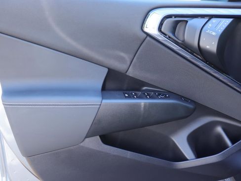 Used 2025 BMW X3 xDrive30i w/ Premium Package AWD/4WD image 10