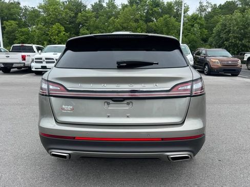 Used 2023 Lincoln Nautilus Reserve AWD/4WD image 12
